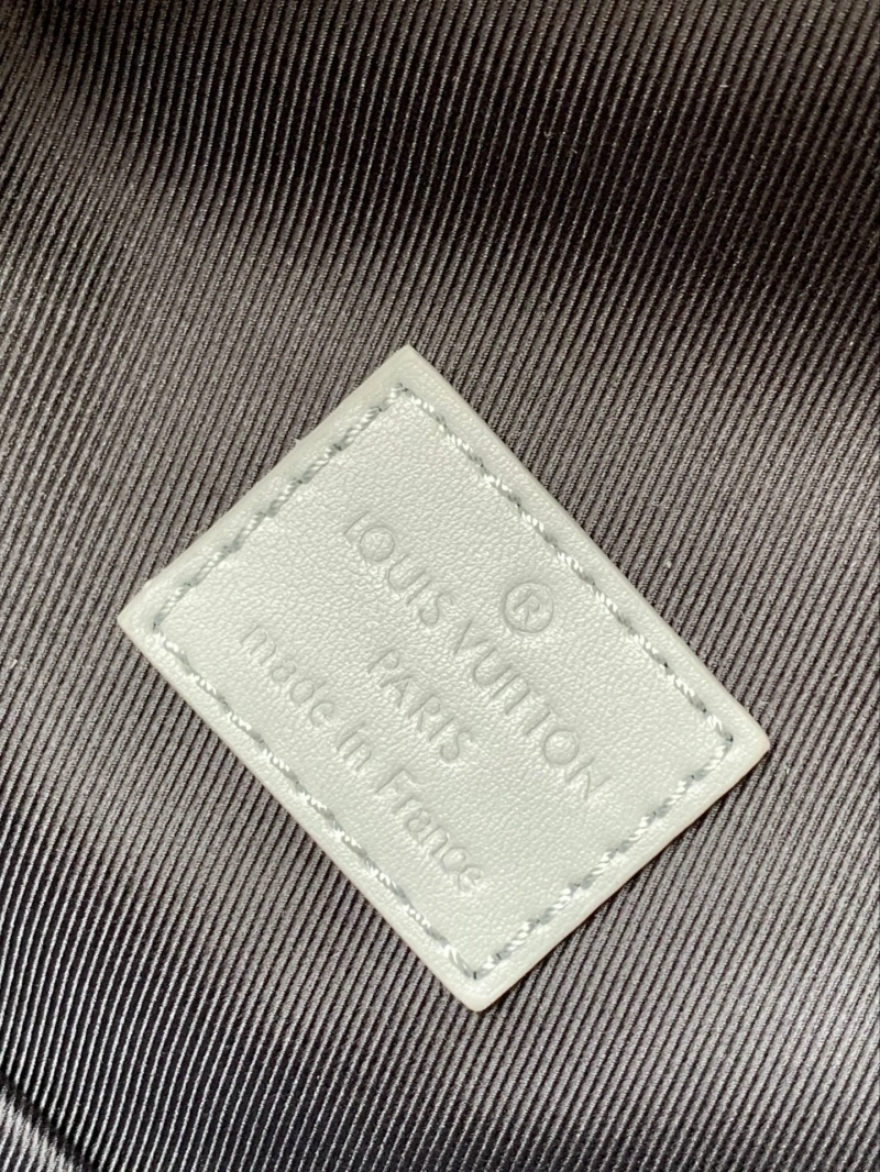 LV Backpacks 4233G-0157