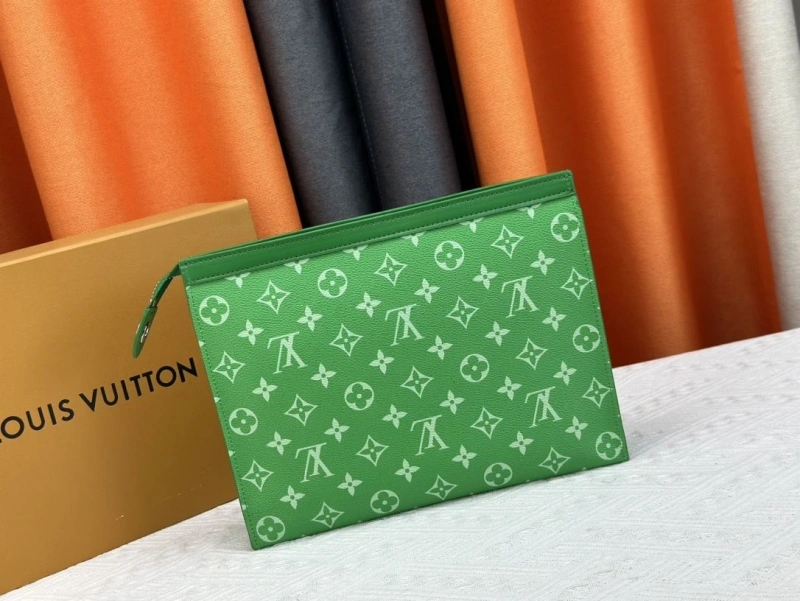 LV Wallets 4233G-0396