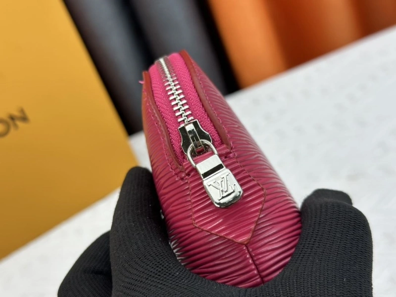 LV Clutch Bags 4233G-0426