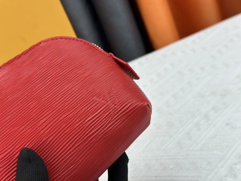 LV Clutch Bags 4233G-0427