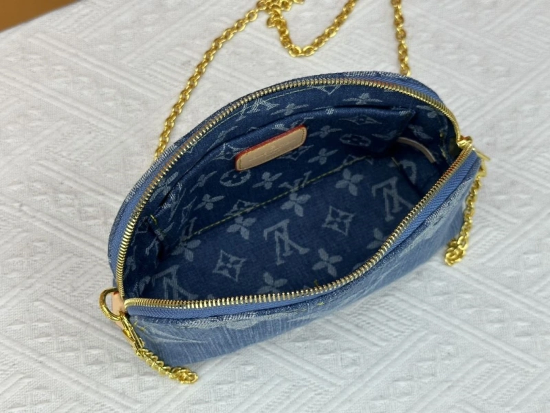 LV Clutch Bags 4233G-0443