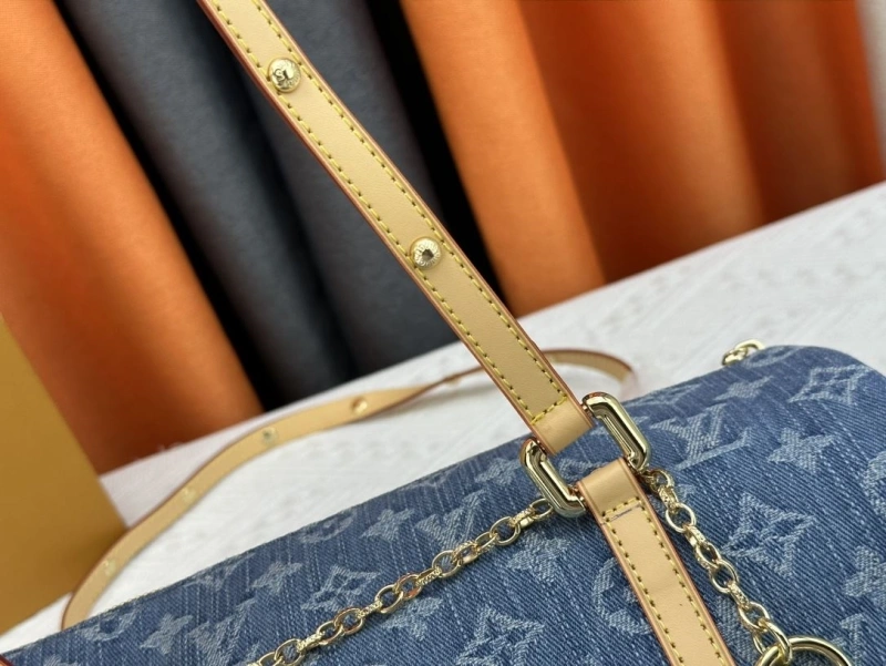 LV Round Bags 4233G-0558