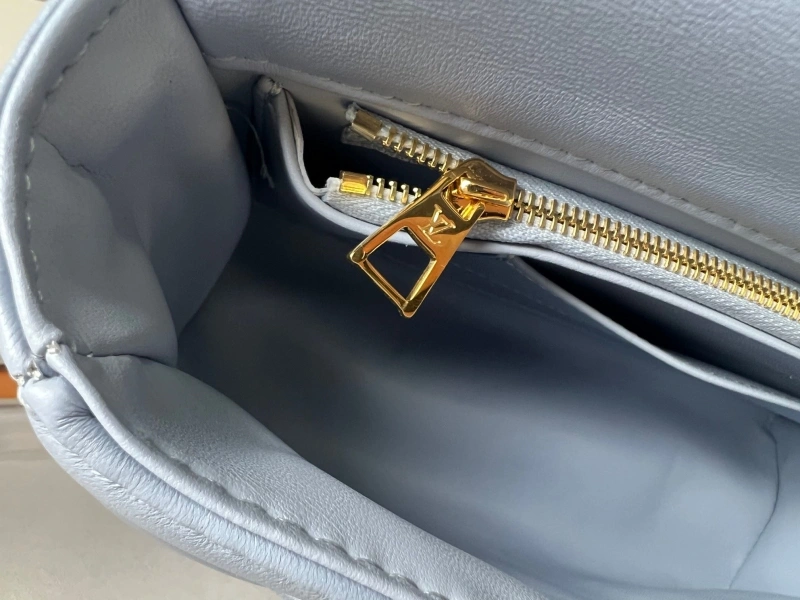 LV Twist Denim Bags 4233G-0626