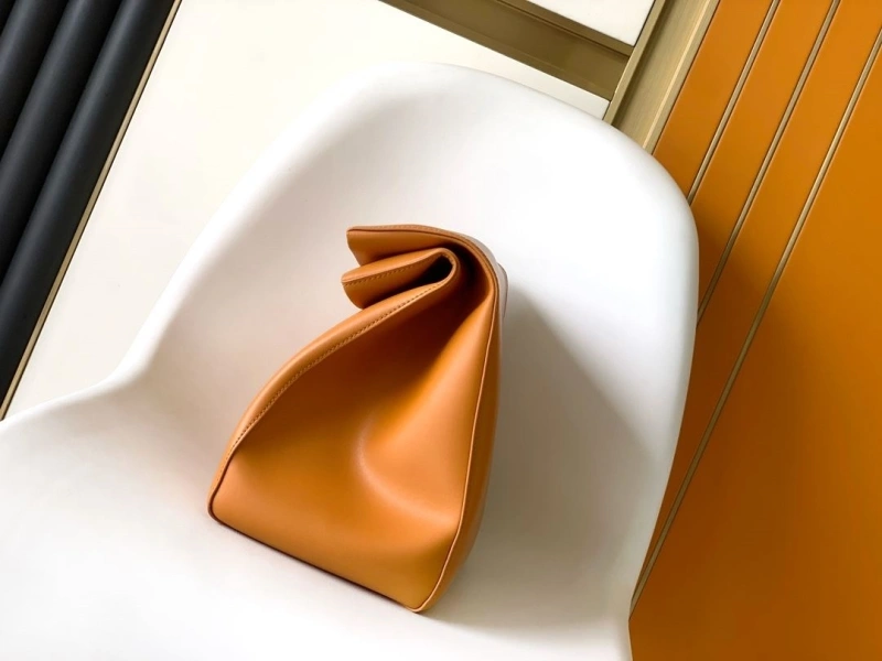 LV Clutch Bags 4233G-0871