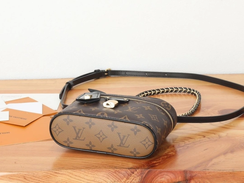 LV Cosmetic Bags 4233G-1055