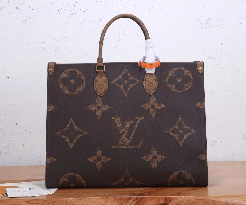 LV Shopping Bags 4233H-0069