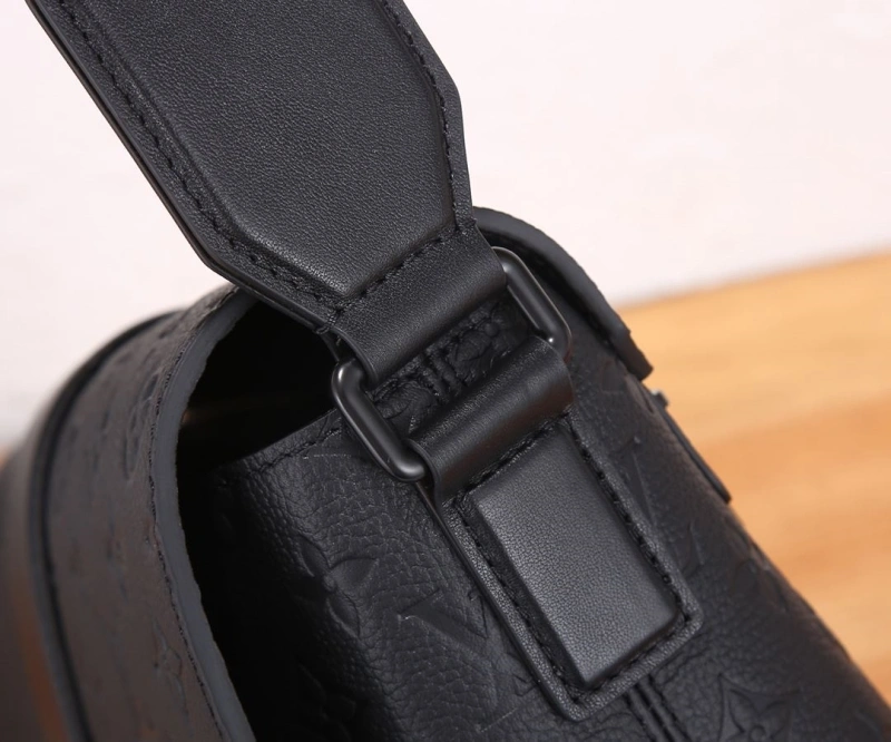 LV Satchel bags 4233H-0084