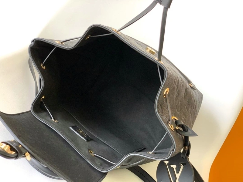 LV Backpacks 4233H-0179
