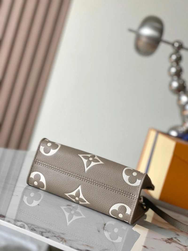 LV Shopping Bags 4233H-0243