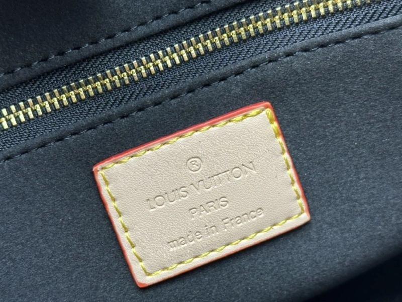 LV Shopping Bags 4233H-0302