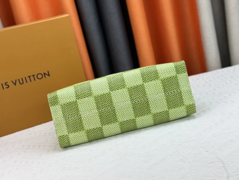 LV Shopping Bags 4233H-0303