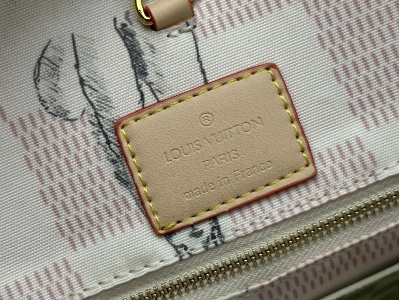 LV Shopping Bags 4233H-0303