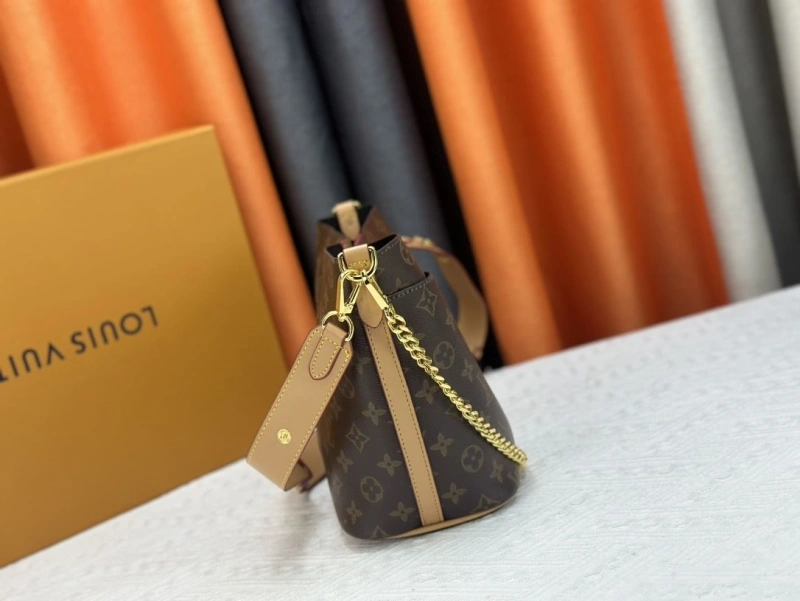 LV Shopping Bags 4233H-0307