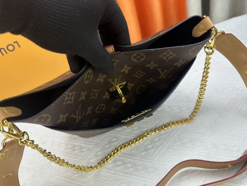 LV Shopping Bags 4233H-0307