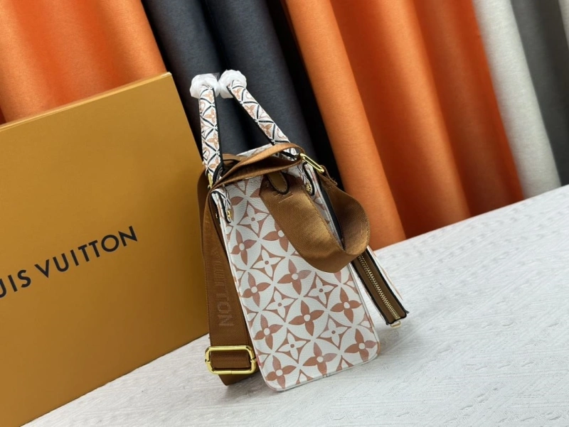 LV Shopping Bags 4233H-0375