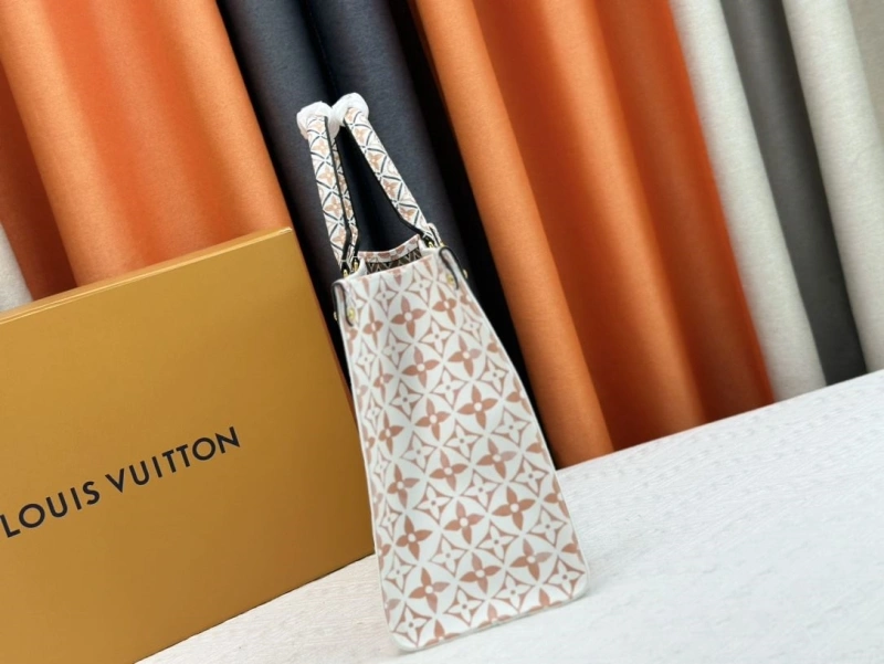 LV Shopping Bags 4233H-0379