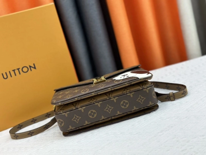 LV Satchel bags 4233H-0387