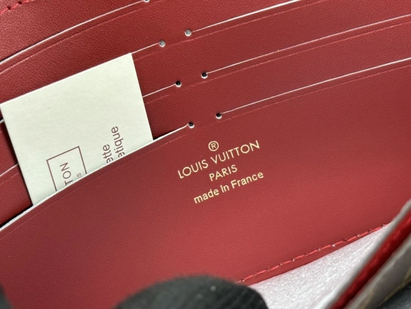 LV Wallets 4233H-0406