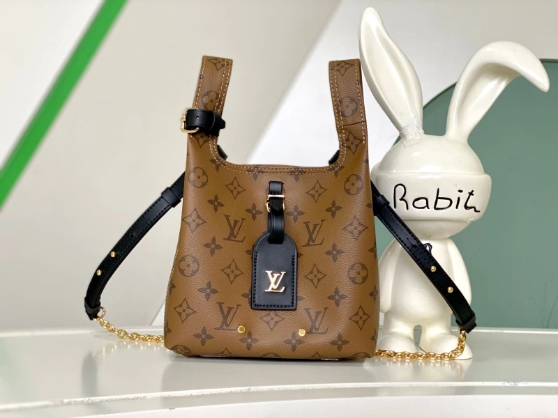 LV Shopping Bags 4233H-0422