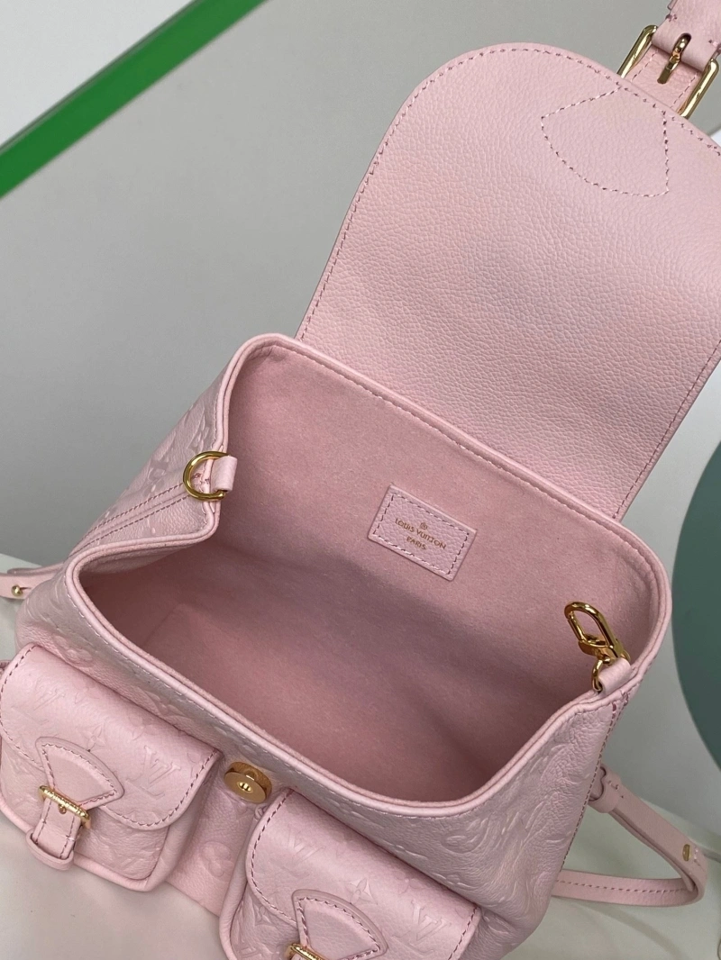 LV Backpacks 4233H-0424