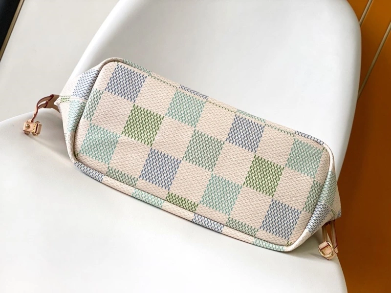 LV Shopping Bags 4233H-0440