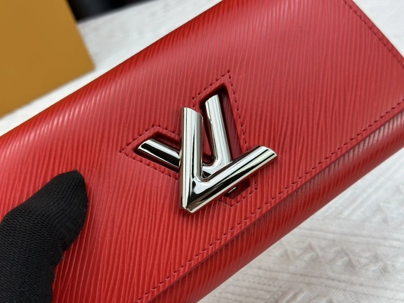 LV Wallets 4233H-0444