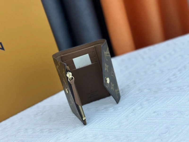 LV Wallets 4233H-0504