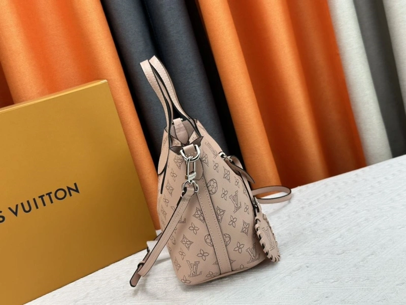 LV Shopping Bags 4233H-0523