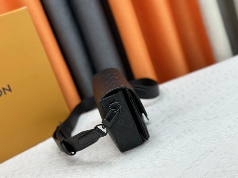 LV Satchel bags 4233H-0530