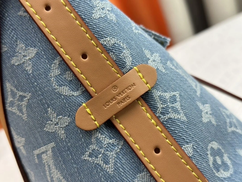 LV Top Handle Bags 4233H-0541