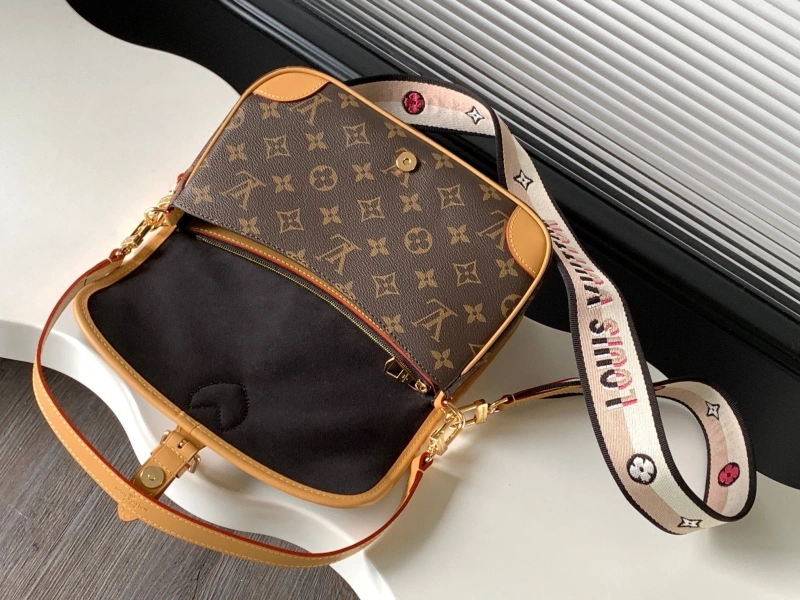 LV Satchel bags 4233H-0616
