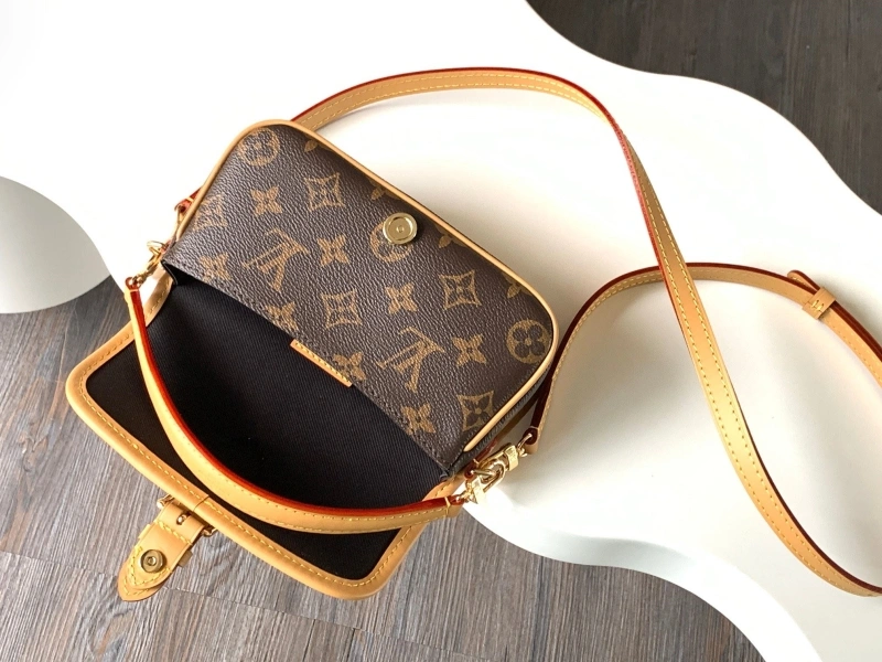LV Satchel bags 4233H-0617