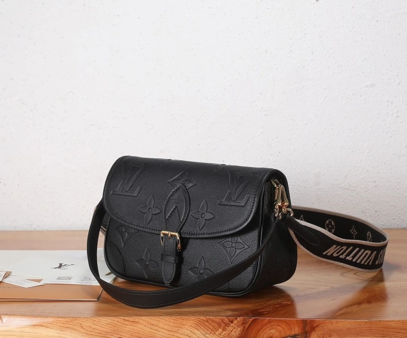 LV Satchel bags 4233H-0618