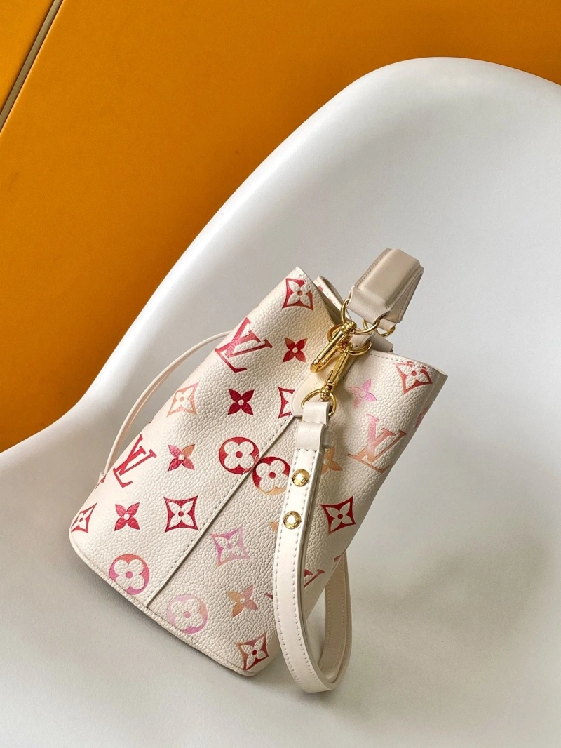 LV Bucket Bags 4233H-0689