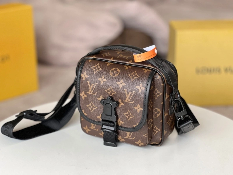 LV Satchel bags 4233H-0723