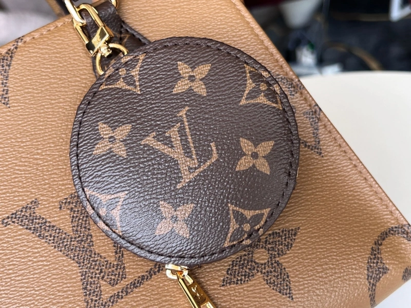 LV Shopping Bags 4233H-0738