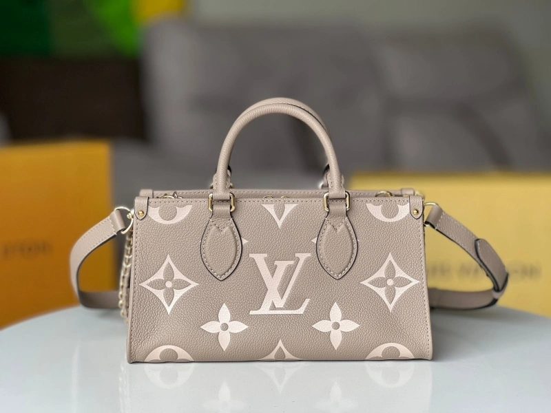 LV Shopping Bags 4233H-0745