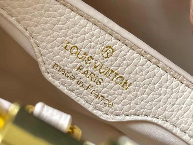 LV Capucines Bags 4233H-0834