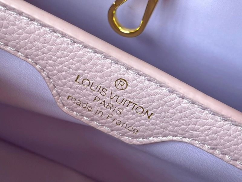 LV Capucines Bags 4233H-0838