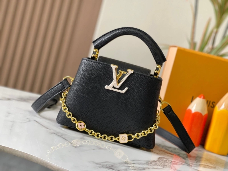 LV Capucines Bags 4233H-0839