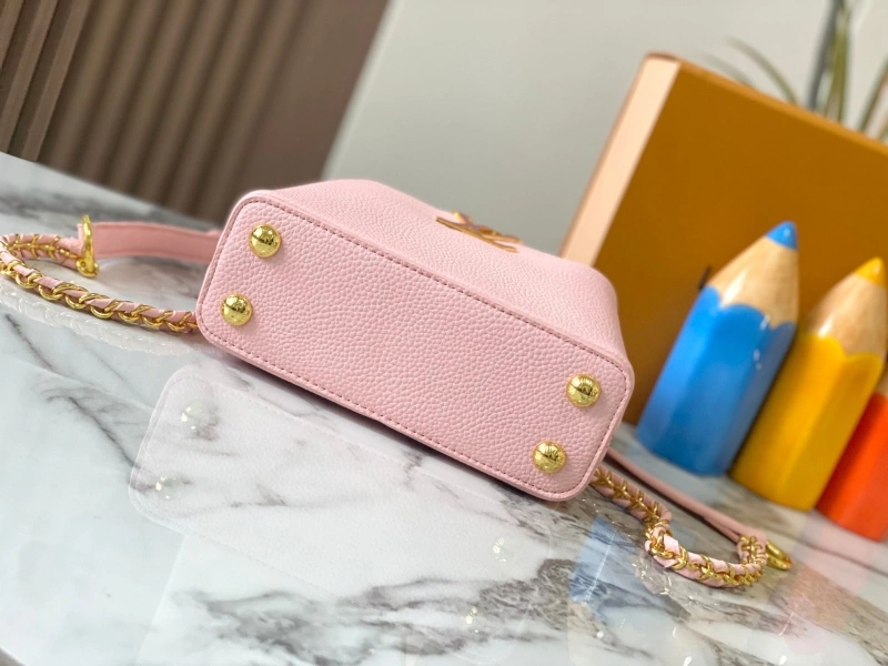 LV Capucines Bags 4233H-0842