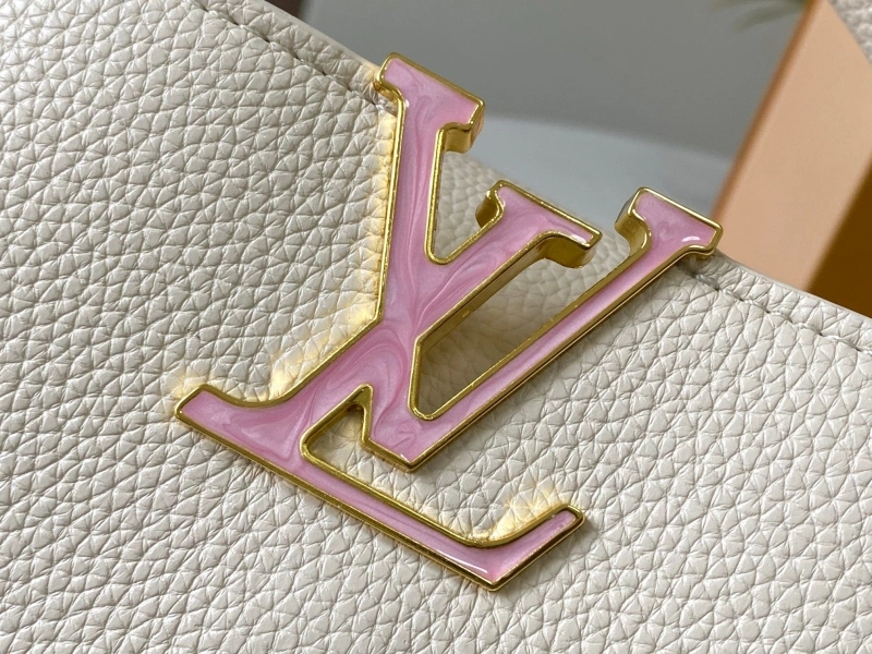 LV Capucines Bags 4233H-0845