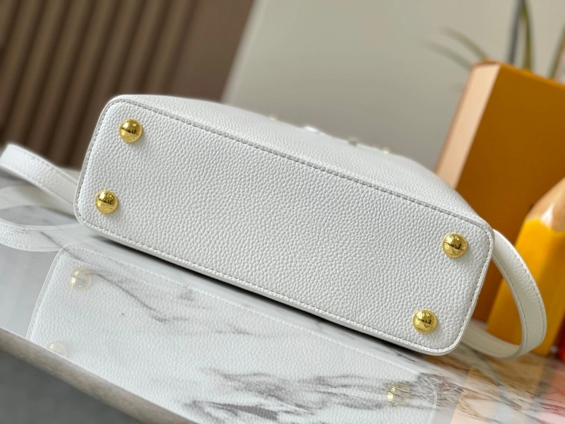 LV Capucines Bags 4233H-0848