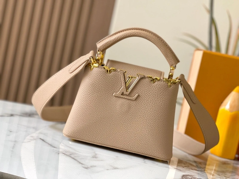 LV Capucines Bags 4233H-0850