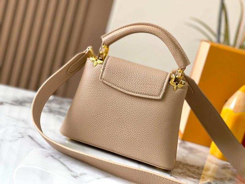 LV Capucines Bags 4233H-0850