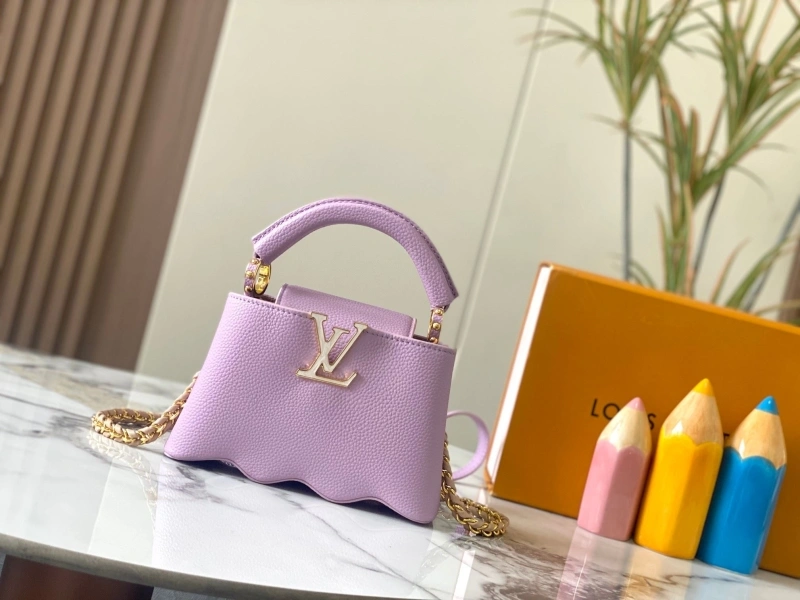LV Capucines Bags 4233H-0865