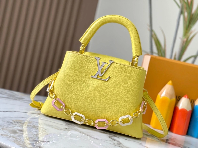 LV Capucines Bags 4233H-0872