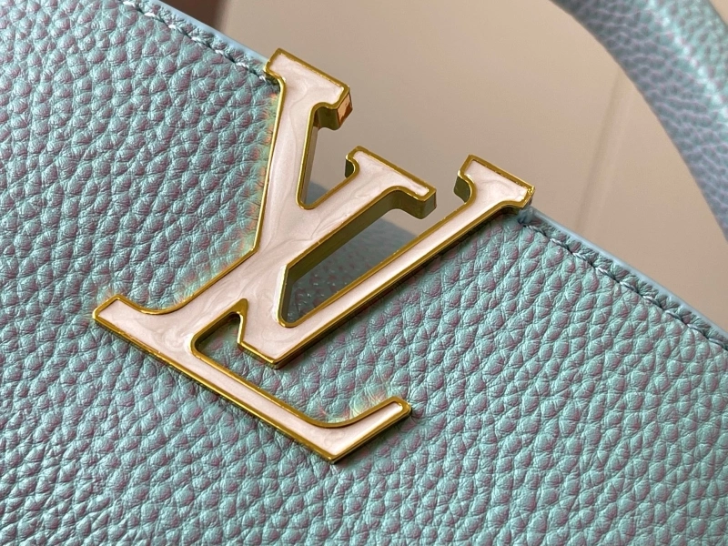 LV Capucines Bags 4233H-0885