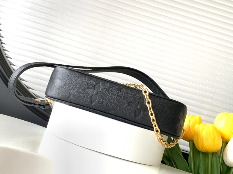 LV Satchel bags 4233H-0894