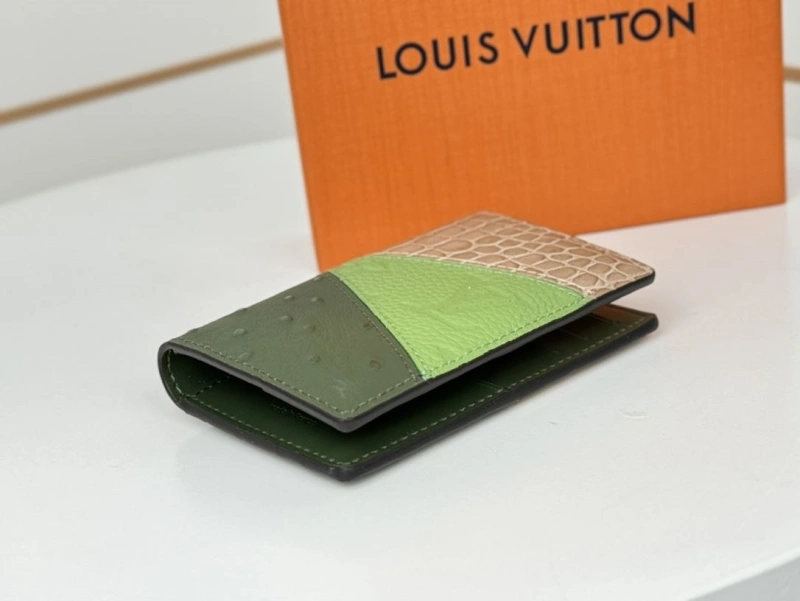 LV Wallets 4233H-0908